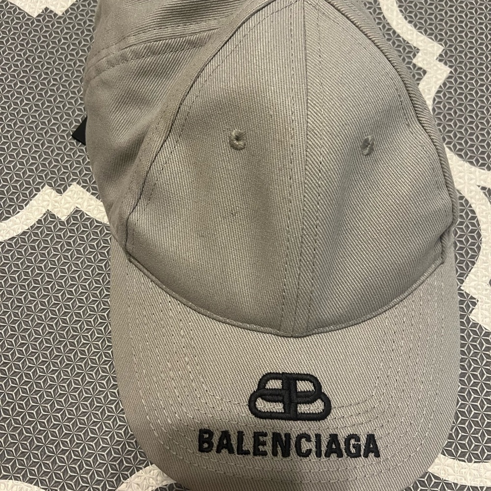 Balenciaga Light Gray Logo Cap